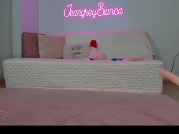 latina cam girl jeangreybianca image #2161579
