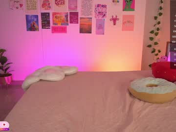 latina cam girl mila_1 image #3425601