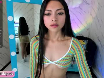 latina cam girl sweet_littleee image #1690013