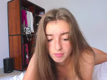 latina cam girl coy_amina image #1384008
