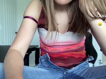 latina cam girl eatmypie69 image #1150395