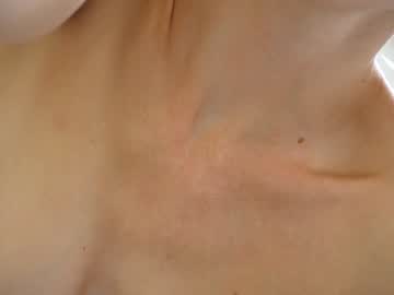 latina cam girl ellaa91 image #1454006