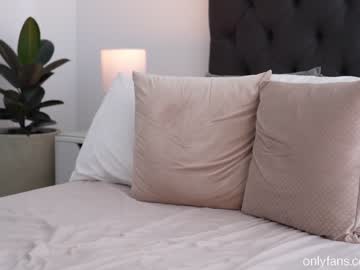 latina cam girl naughtysammx image #2750546