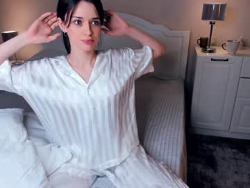 latina cam girl fire_charm image #4281411