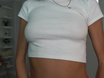 latina cam girl mia_devill image #1605541