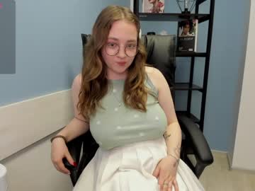 latina cam girl emma_adorablle image #3564901