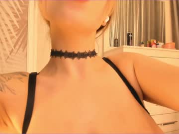 latina cam girl sury_01 image #840021