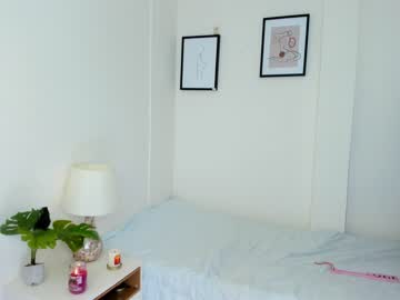 latina cam girl hellen_coy image #4604703