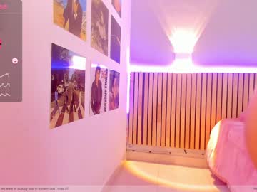latina cam girl little_effy18 image #3459166