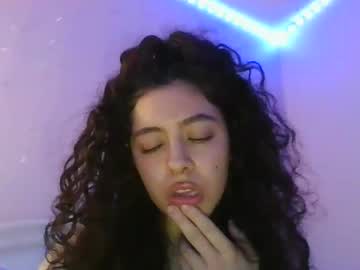 latina cam girl savinajade image #2220552