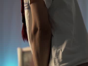 latina cam girl neferpita image #4489763