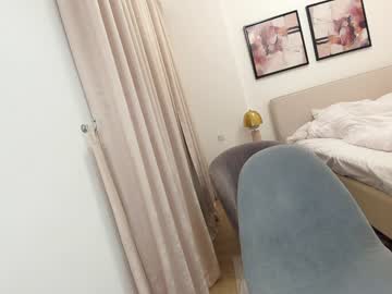 latina cam girl ehotlovea image #3669130