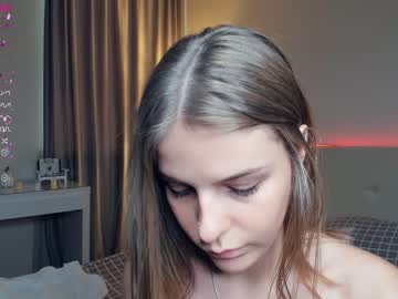 latina cam girl erline_may image #4609133