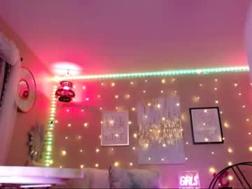 latina cam girl milf_lacey image #3079975