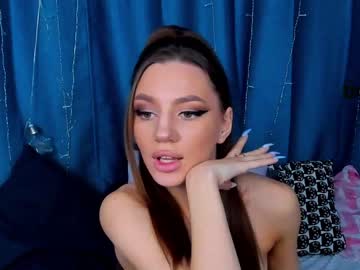 latina cam girl maryhillt image #2379138