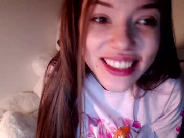 latina cam girl christine_horny image #335104