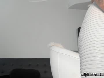 latina cam girl blonde_riderxxx image #4473165