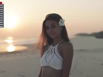 latina cam girl lettymoa image #645929