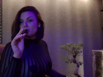 latina cam girl karrin image #2471327