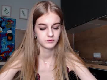 latina cam girl mila_cuteee image #346867