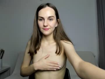 latina cam girl iris_blossom_ image #2480329