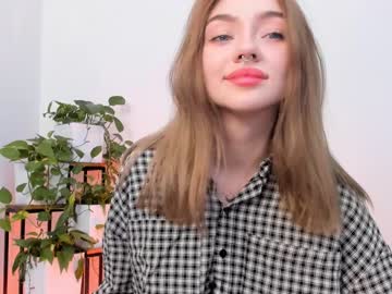 latina cam girl elizabeth__gray image #2374073