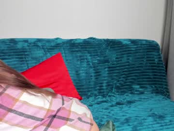 latina cam couple laura_daany image #2869869