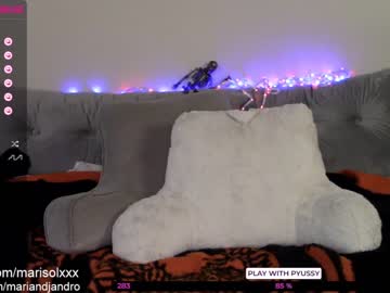 latina cam girl mari_and_jandro image #2156553