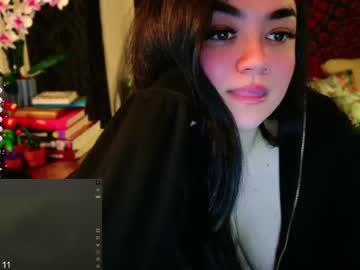 latina cam girl annatigarr image #4423915