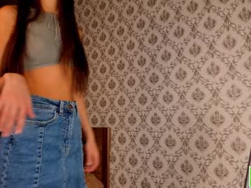 latina cam girl amandamedrano image #2016640