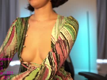 latina cam girl lindamei image #3228540