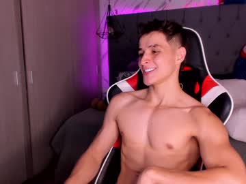 latina cam man thomklein image #4112438