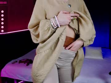 latina cam girl eva__blonde image #1414023