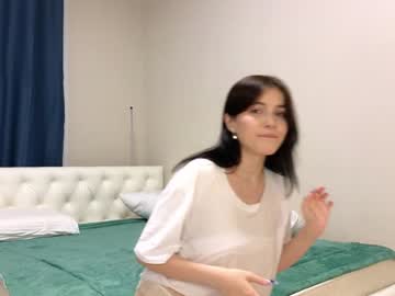 latina cam girl kr1stinarrow image #3176131
