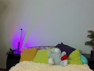 fcherthth latina cam