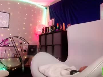 latina cam girl milf_lacey image #4247019