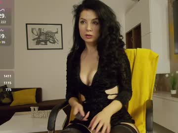 latina cam girl diannedinn1 image #4672930