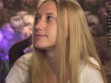 latina cam girl angeellina image #1454079