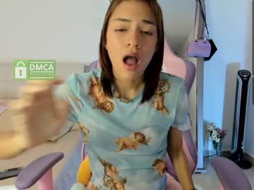 latina cam girl mila_1 image #89560