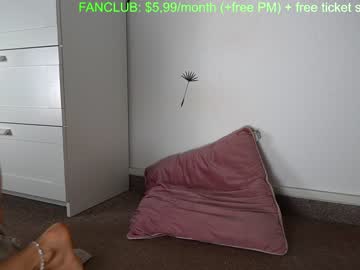 latina cam girl your_ang3l image #1640407