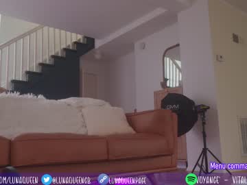 latina cam girl lunaqueeeen image #2909391