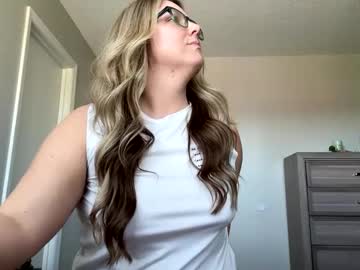 juicypeach36 latina cam