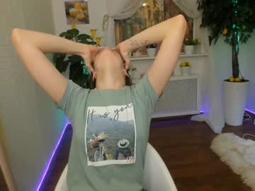 latina cam girl carolineprise image #441588