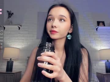 latina cam girl riskyproject image #3809062