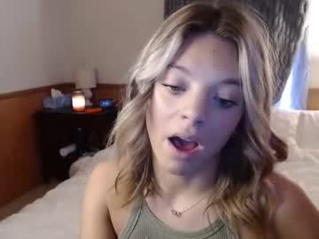 latina cam girl coryraine1 image #2707965