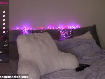 latina cam girl mari_and_jandro image #3121007