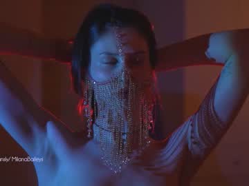 latina cam girl milanabaileys image #3917864