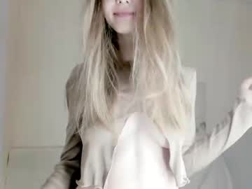 latina cam girl infinite_reality image #4105463