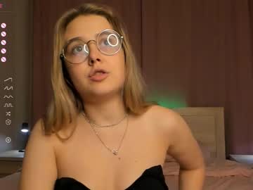 latina cam girl pewdieevaa image #3449423