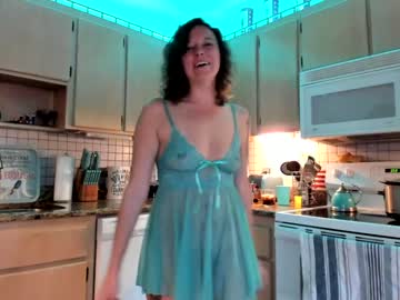 latina cam girl nellebeachgirl image #831658